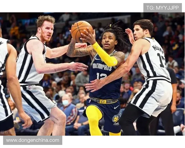 25分逆转奇迹再现媒体人称马刺夺冠已无悬念 25分逆转奇迹再现媒体人称马刺夺冠已无悬念